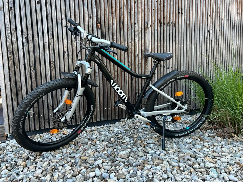 woom OFF AIR 5 – 24” Kids Mountain Bike – Black – Excellent Condition
