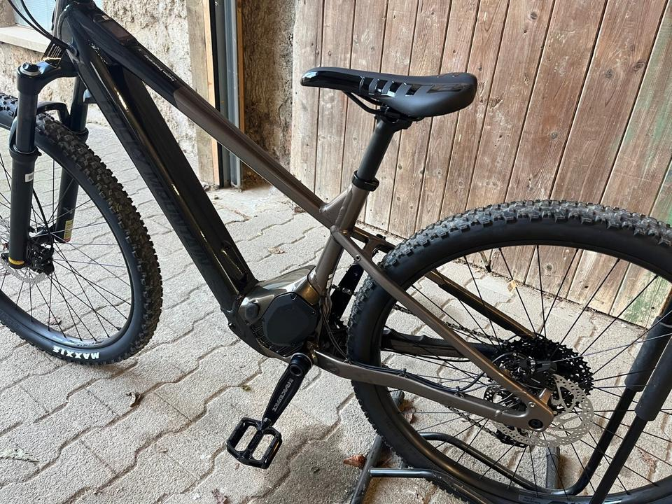 Rocky Mountain Fusion Powerplay A10 e-Bike – Size Medium