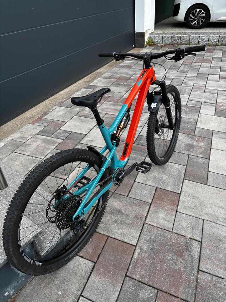 Rocky Mountain Instinct Carbon 29” 2025 – Size Medium – Excellent Condition